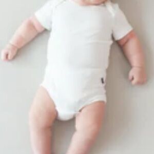KYTE Baby Onesie in Cloud